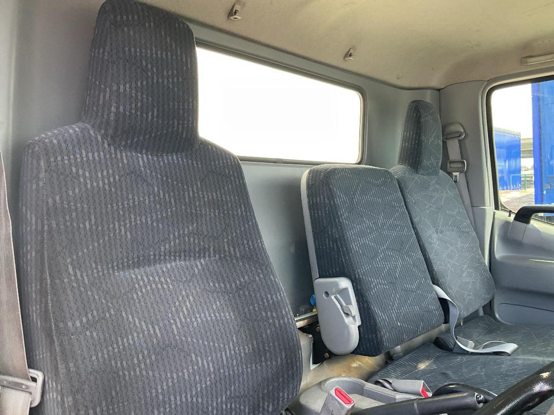 Photo '19' of Hino 300 XJC720R Flat Deck