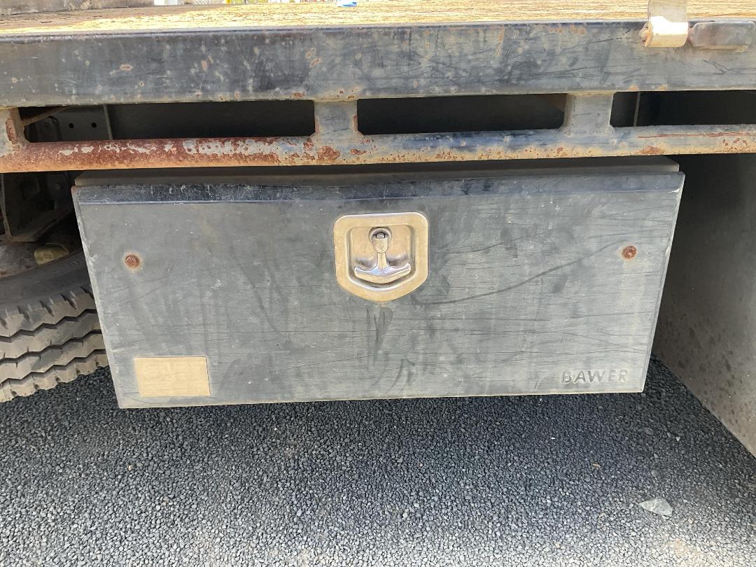 Photo '28' of Hino 300 XJC720R Flat Deck