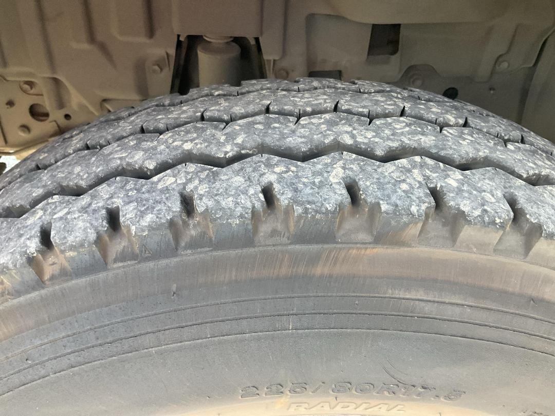 Photo '43' of Hino 300 XJC720R Flat Deck