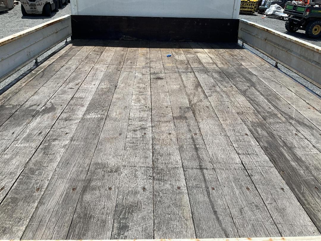 Photo '30' of Hino 300 XJC720R Flat Deck