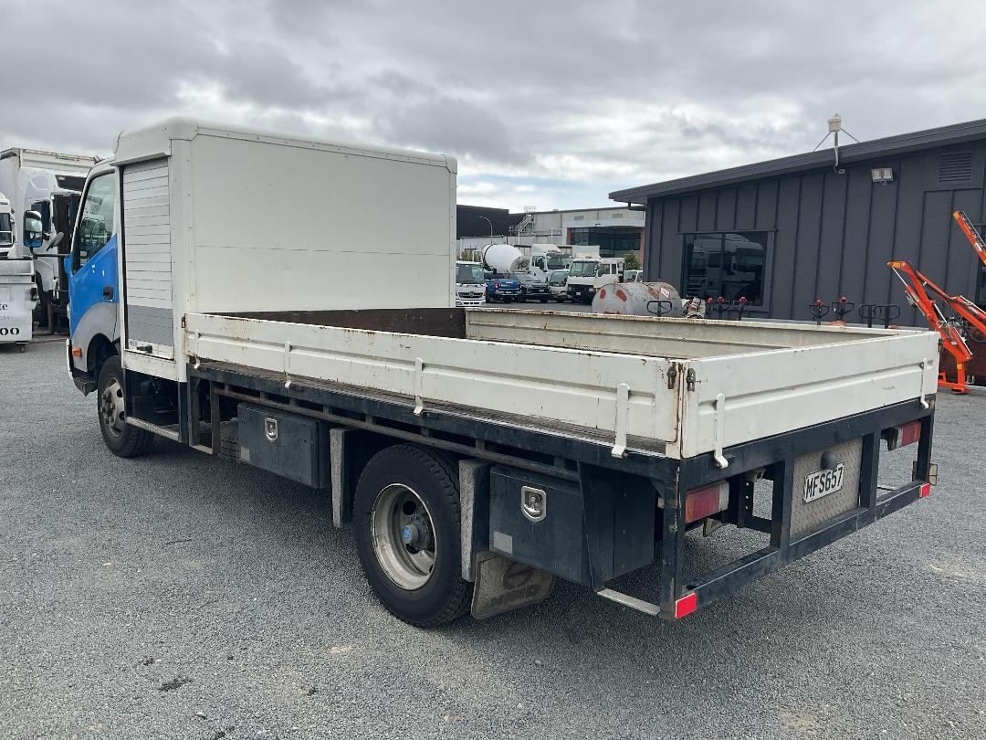 Photo '6' of Hino 300 XJC720R Flat Deck