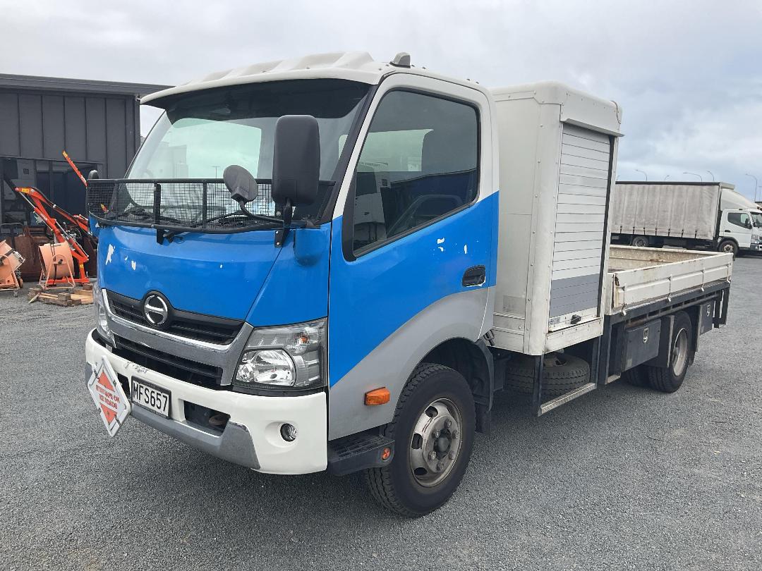 Photo '9' of Hino 300 XJC720R Flat Deck