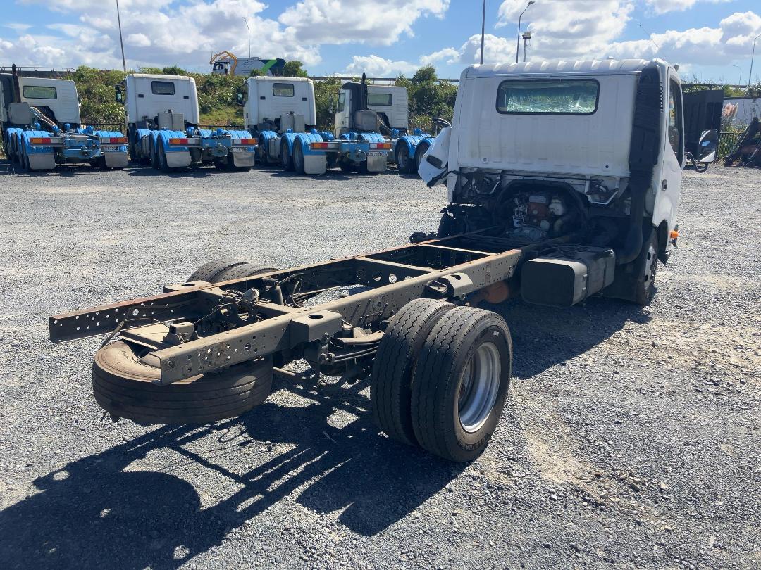 Photo '4' of Hino 300 XZU710R Box Body