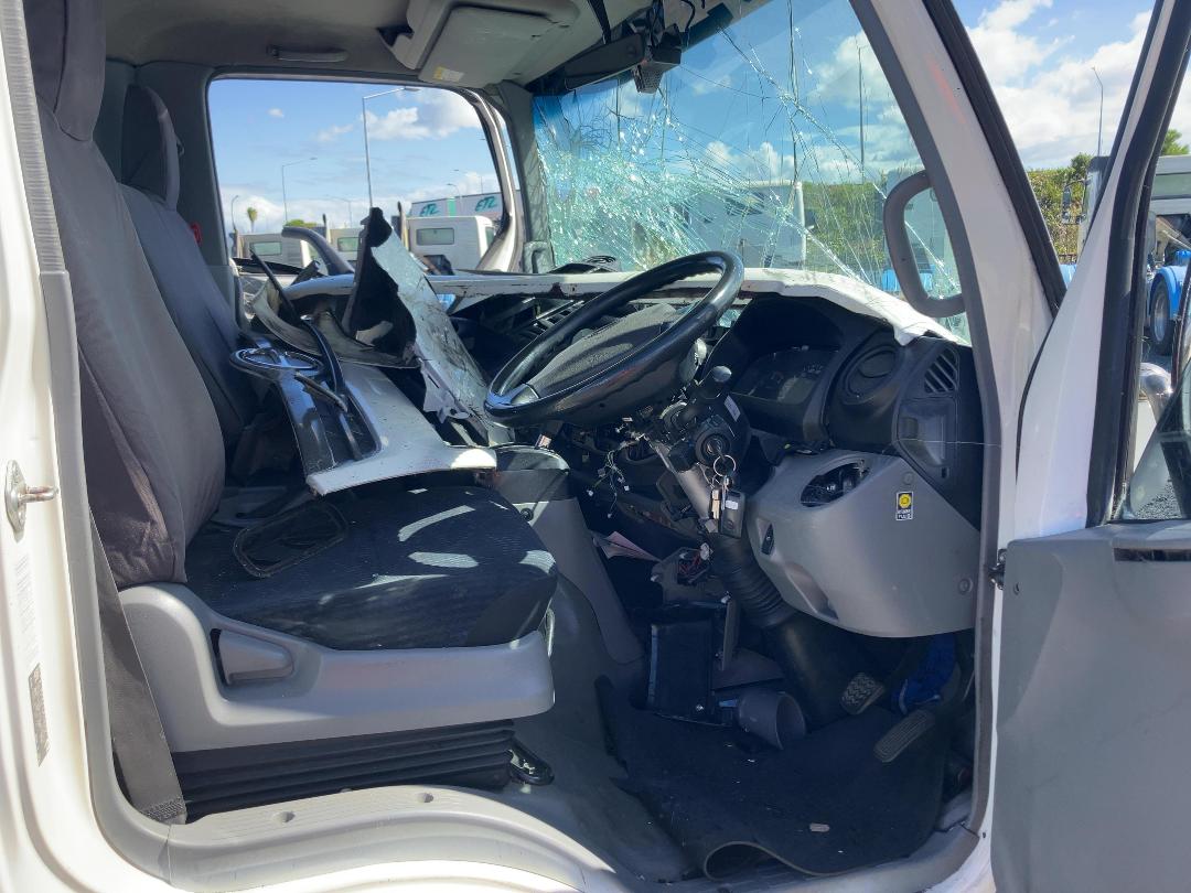 Photo '11' of Hino 300 XZU710R Box Body