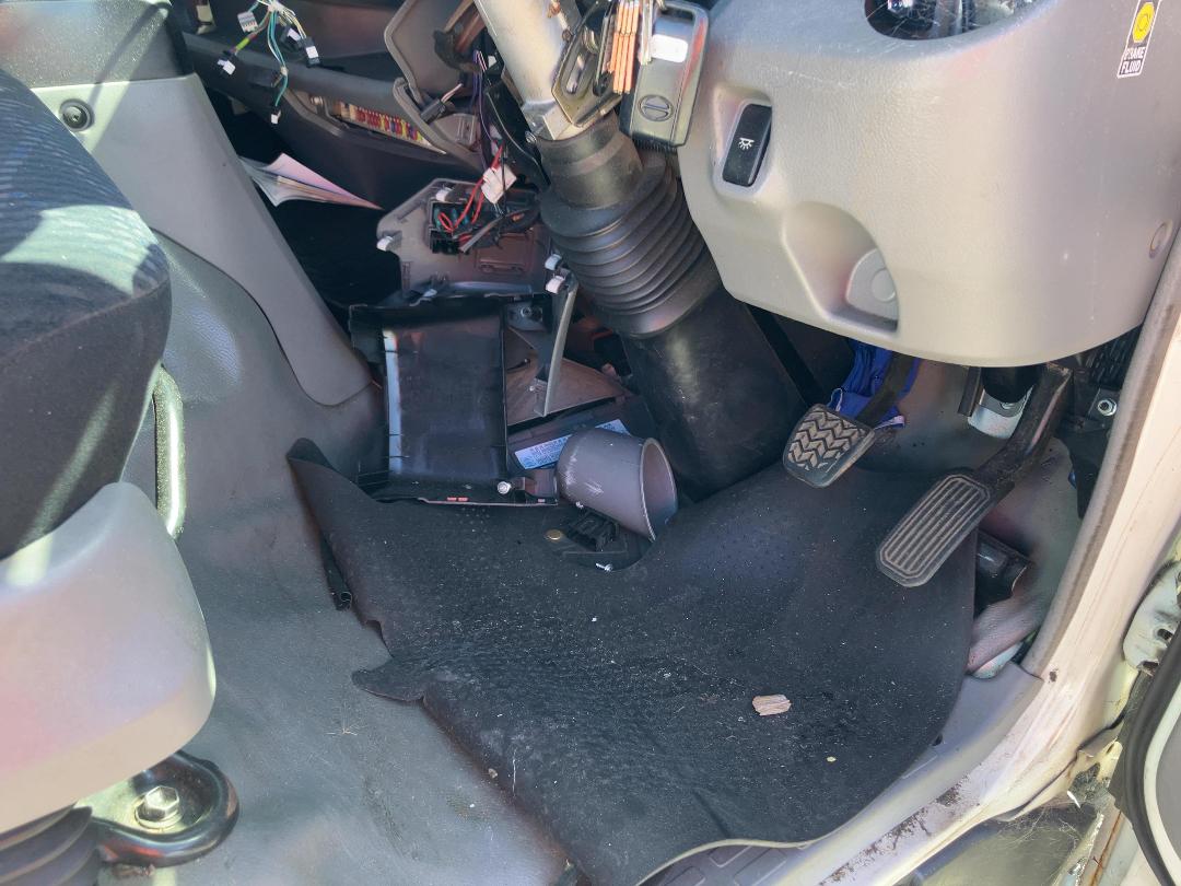 Photo '12' of Hino 300 XZU710R Box Body