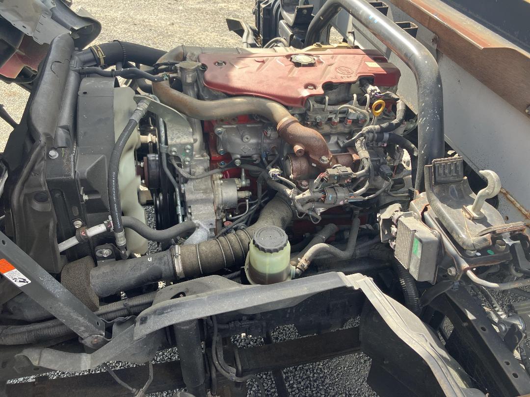 Photo '24' of Hino Dutro Flat Deck