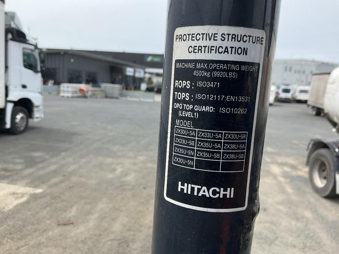 Photo '38' of Hitachi ZX33U-5A Excavator