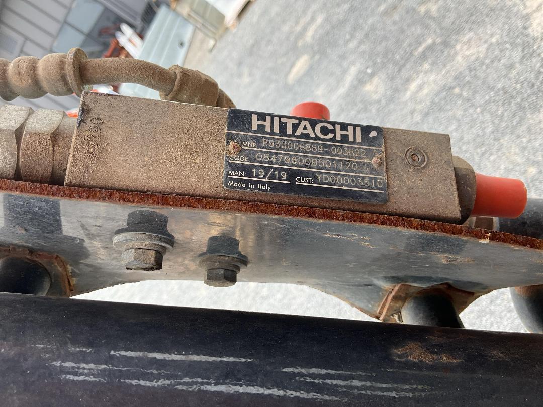 Photo '35' of Hitachi ZX33U-5A Excavator