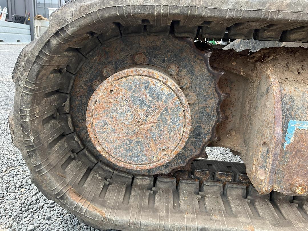 Photo '30' of Hitachi ZX33U-5A Excavator