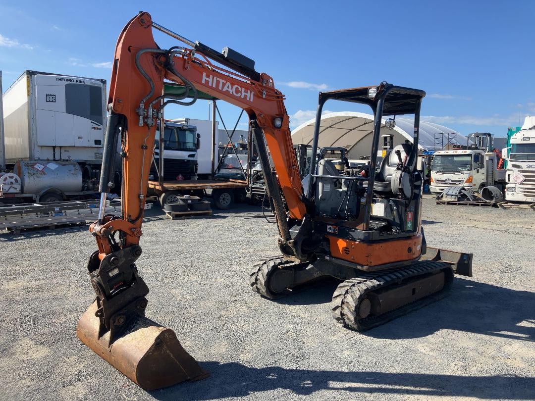 Photo '9' of Hitachi ZX33U-5A Excavator