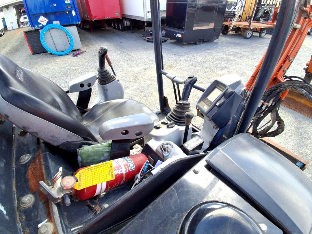 Photo '16' of Hitachi ZX33U-5A Excavator