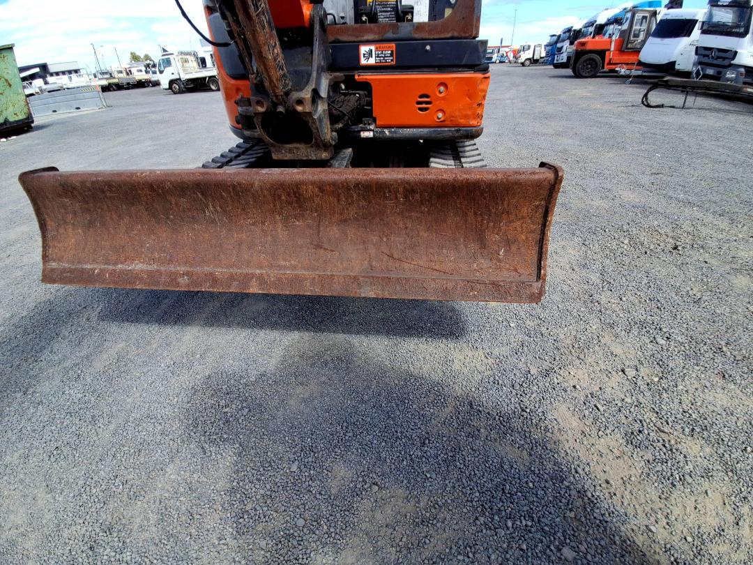 Photo '23' of Hitachi ZX33U-5A Excavator