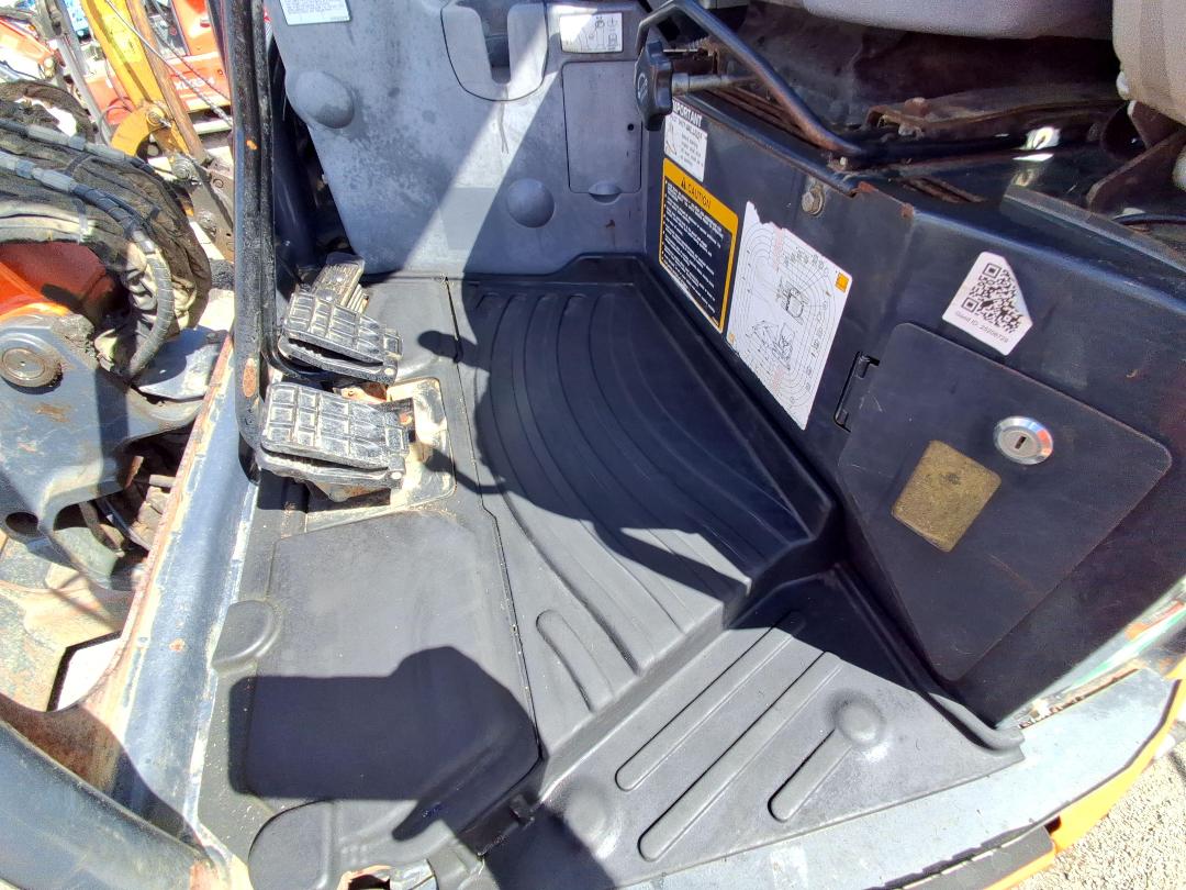 Photo '17' of Hitachi ZX33U-5A Excavator