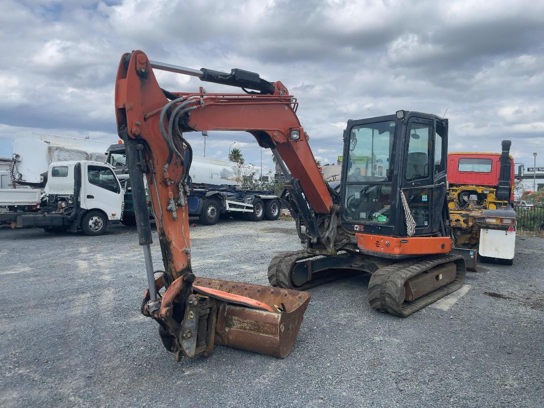 Photo '6' of Hitachi ZX65USB-5A Excavator