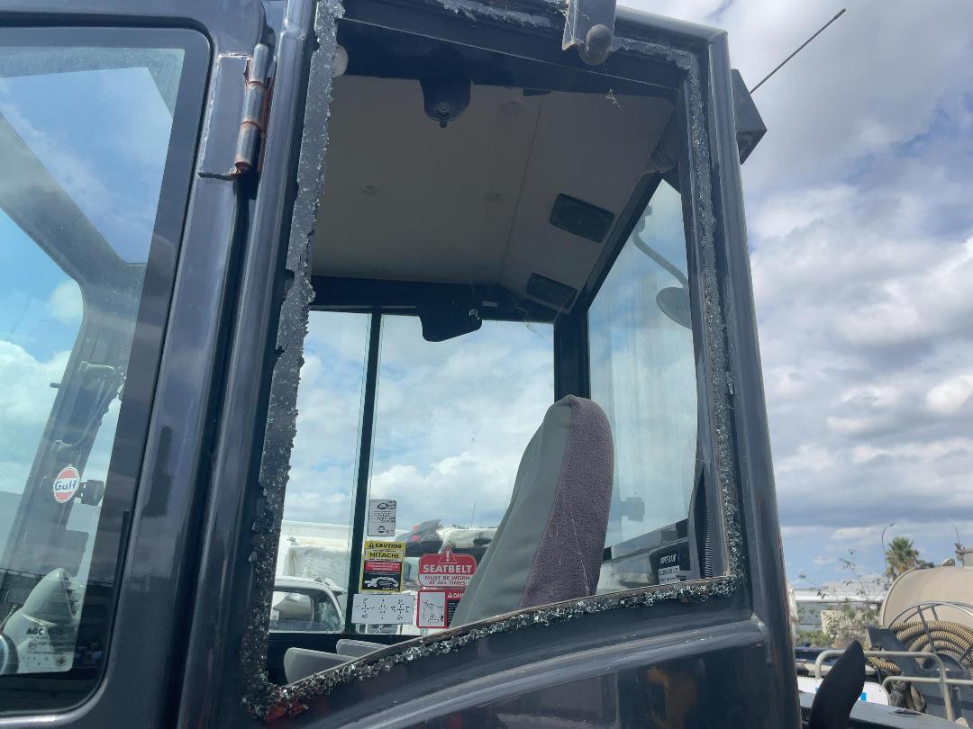 Photo '12' of Hitachi ZX65USB-5A Excavator