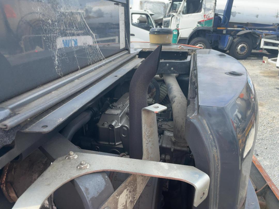 Photo '15' of Hitachi ZX65USB-5A Excavator