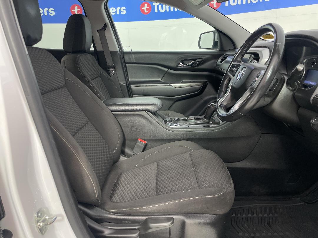 Photo '16' of Holden Acadia