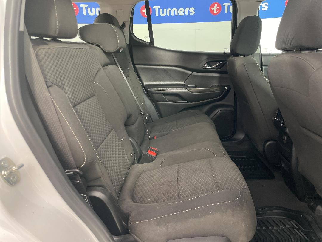 Photo '20' of Holden Acadia