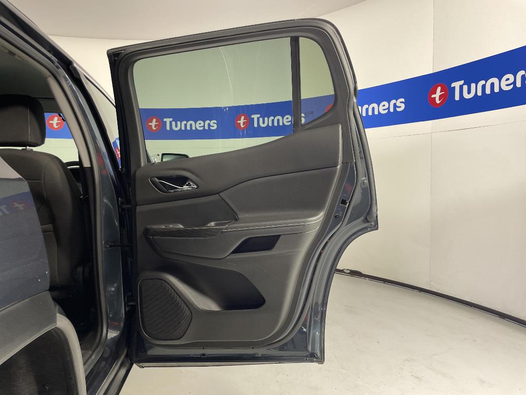 Photo '19' of Holden Acadia Photo '19' of Holden Acadia