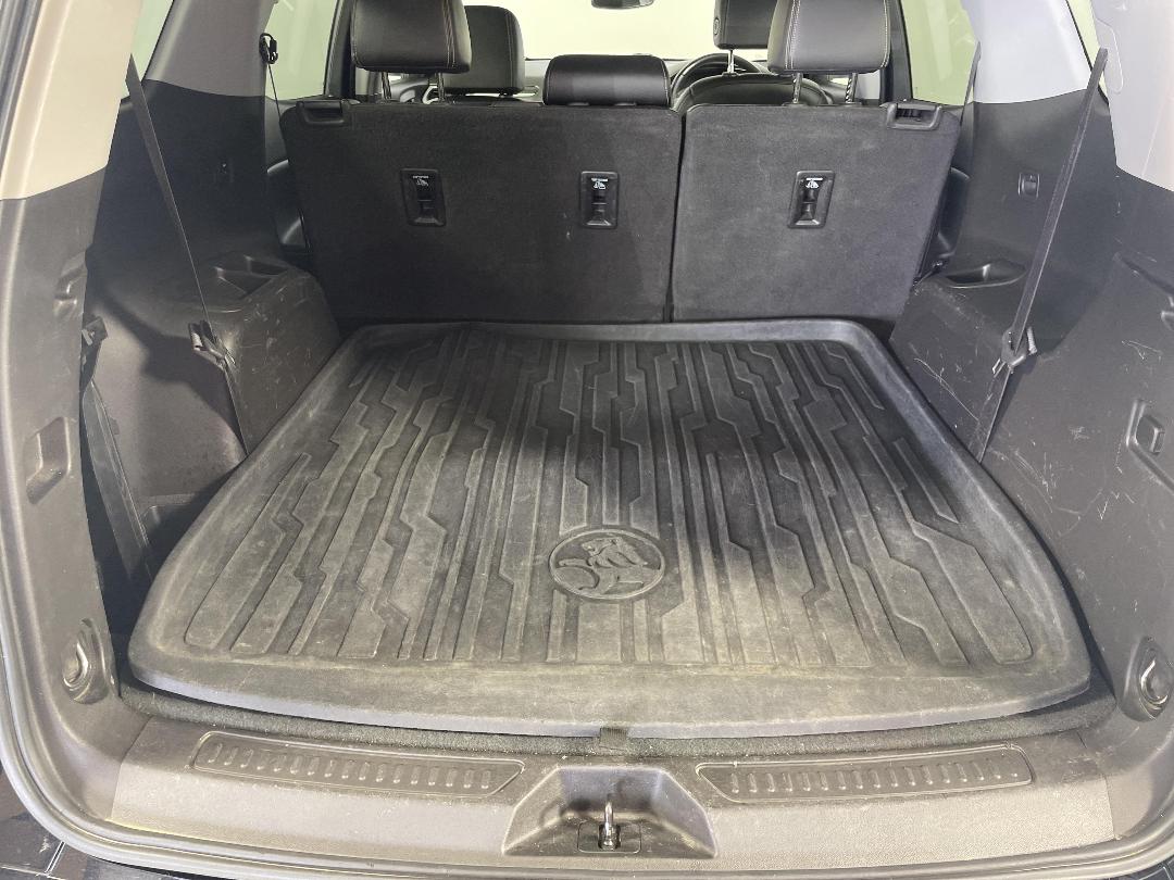 Photo '14' of Holden Acadia Photo '14' of Holden Acadia