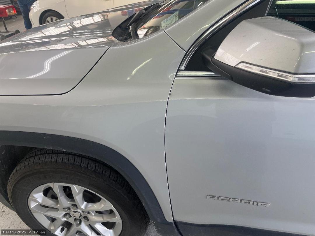 Photo '4' of Holden Acadia LT Photo '4' of Holden Acadia LT