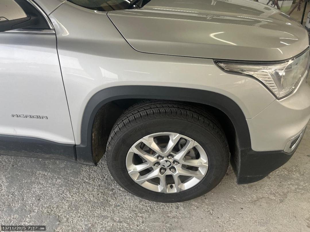 Photo '5' of Holden Acadia LT Photo '5' of Holden Acadia LT