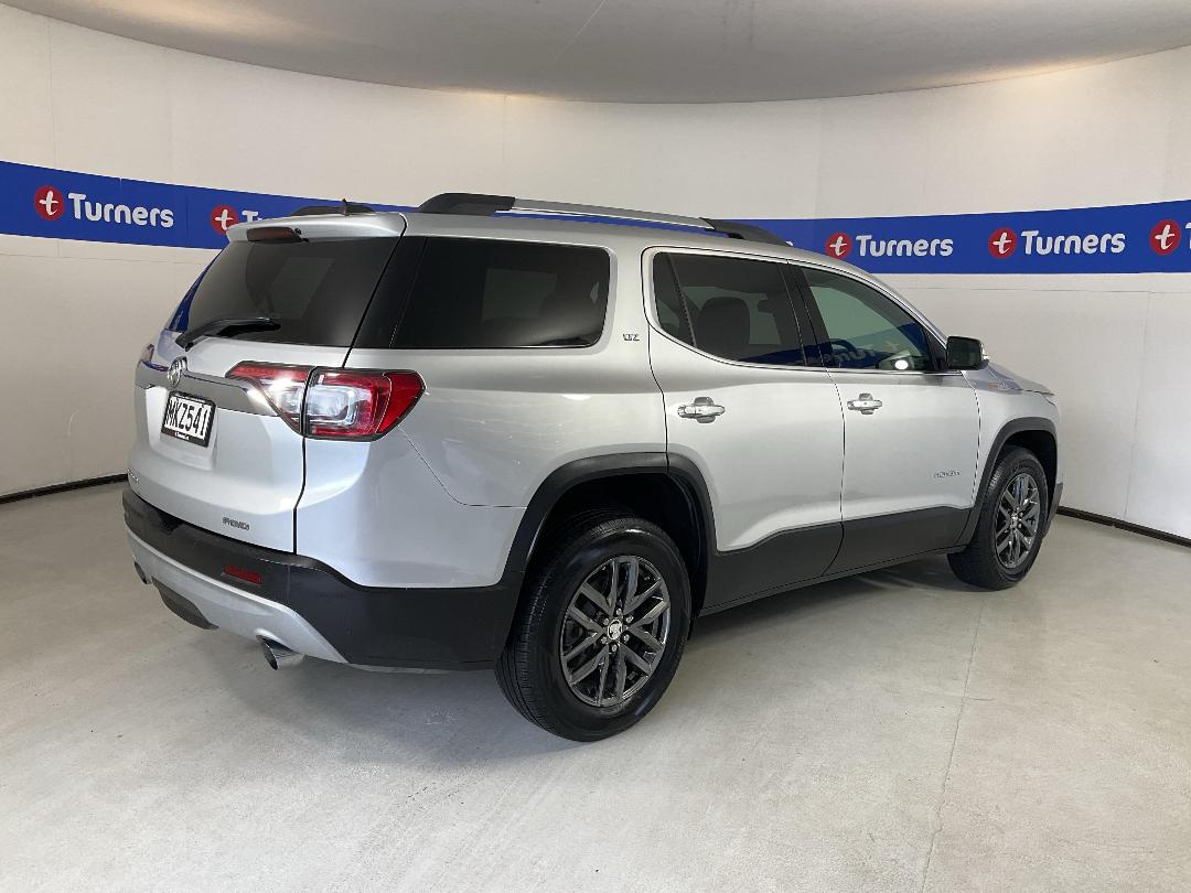 Photo '7' of Holden Acadia