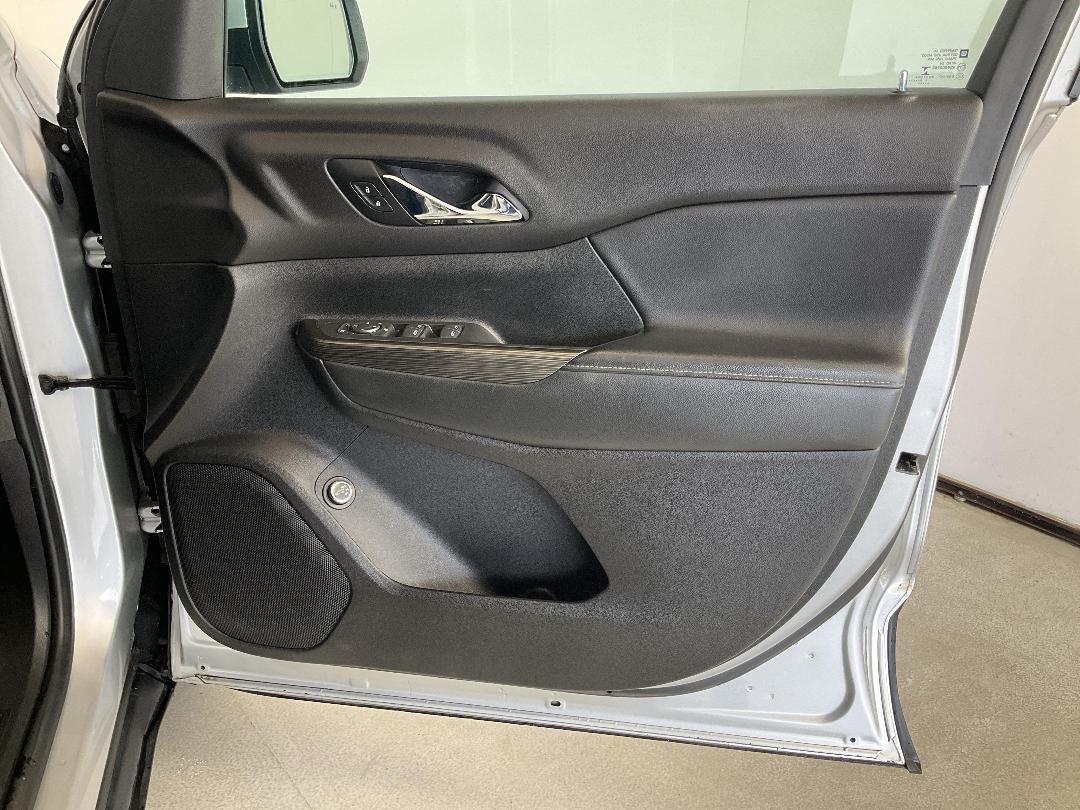 Photo '15' of Holden Acadia