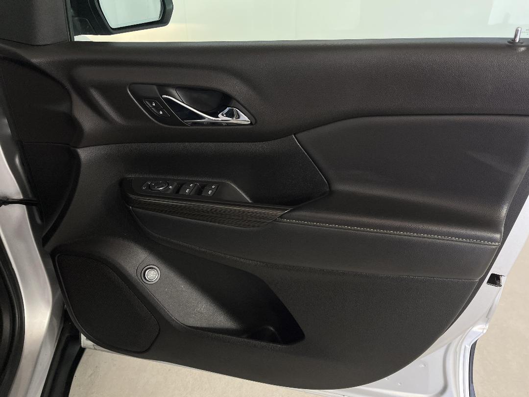 Photo '15' of Holden Acadia