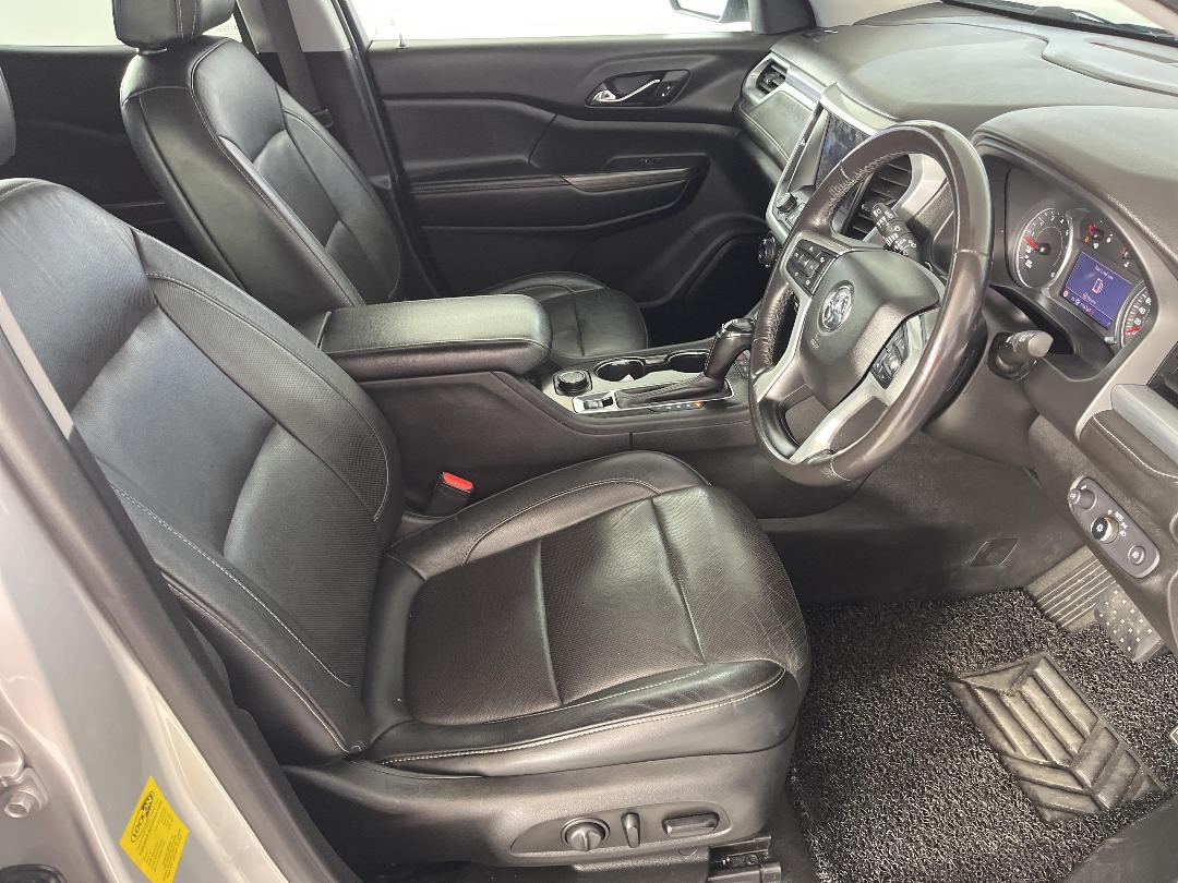 Photo '16' of Holden Acadia