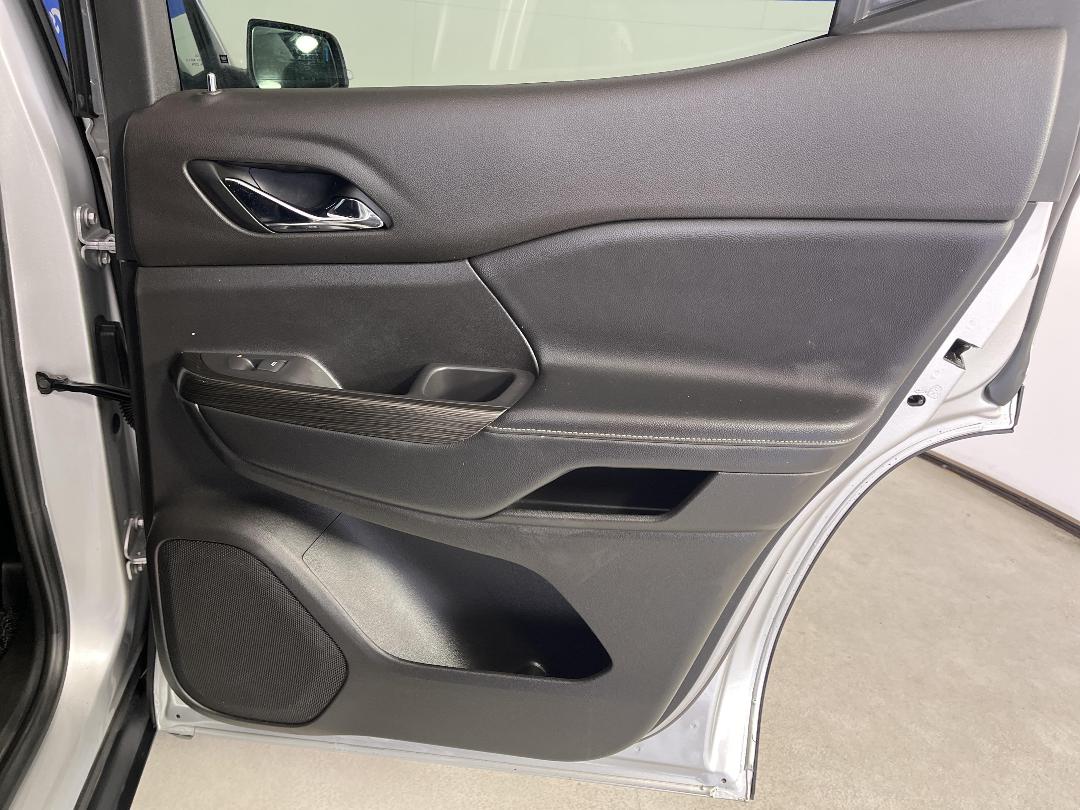 Photo '19' of Holden Acadia