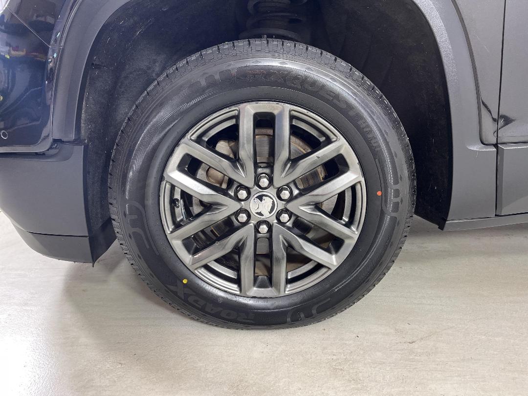 Photo '10' of Holden Acadia Photo '10' of Holden Acadia