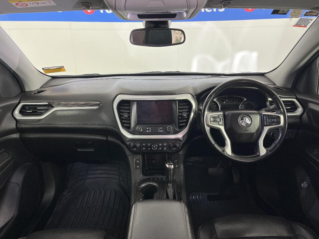 Photo '17' of Holden Acadia Photo '17' of Holden Acadia