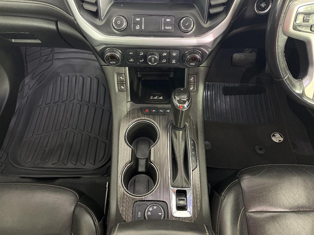 Photo '18' of Holden Acadia Photo '18' of Holden Acadia