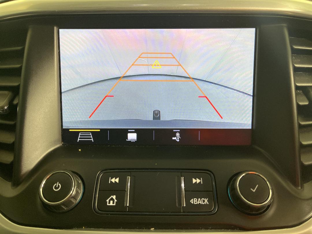 Photo '23' of Holden Acadia Photo '23' of Holden Acadia