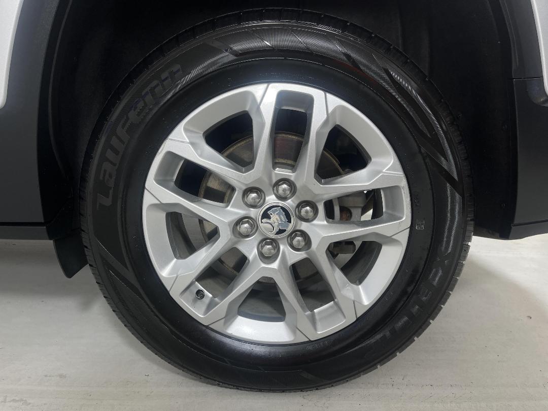 Photo '11' of Holden Acadia Photo '11' of Holden Acadia