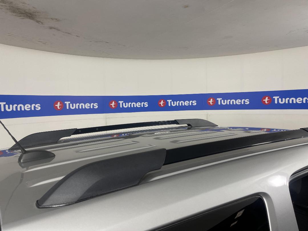 Photo '24' of Holden Acadia Photo '24' of Holden Acadia