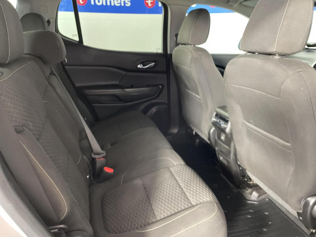 Photo '20' of Holden Acadia Photo '20' of Holden Acadia