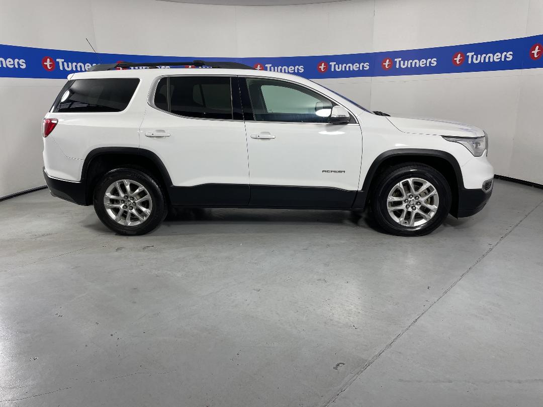 Photo '23' of Holden Acadia Photo '23' of Holden Acadia