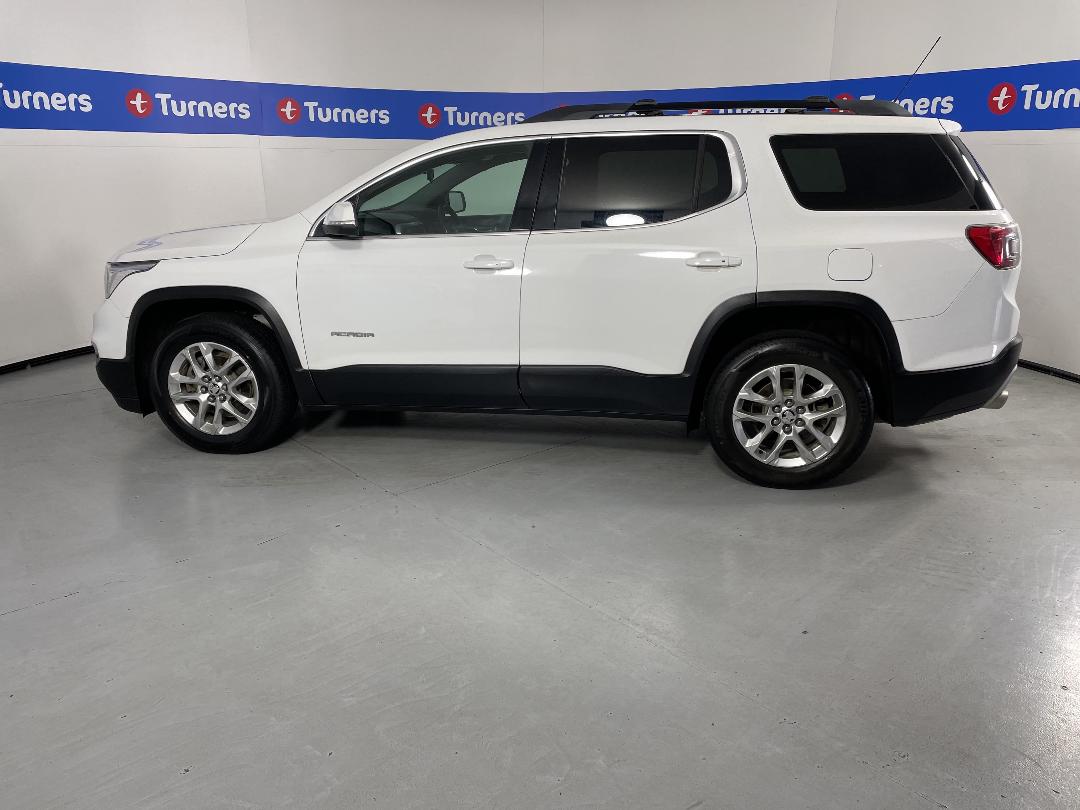 Photo '24' of Holden Acadia Photo '24' of Holden Acadia