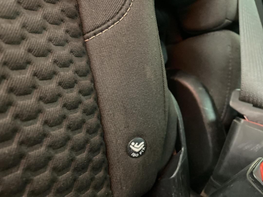 Photo '34' of Holden Acadia Photo '34' of Holden Acadia