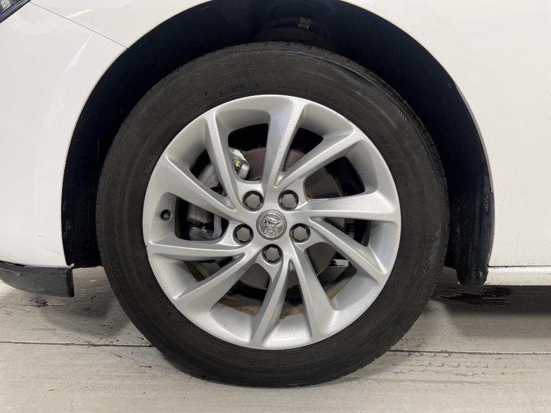 Photo '10' of Holden Astra