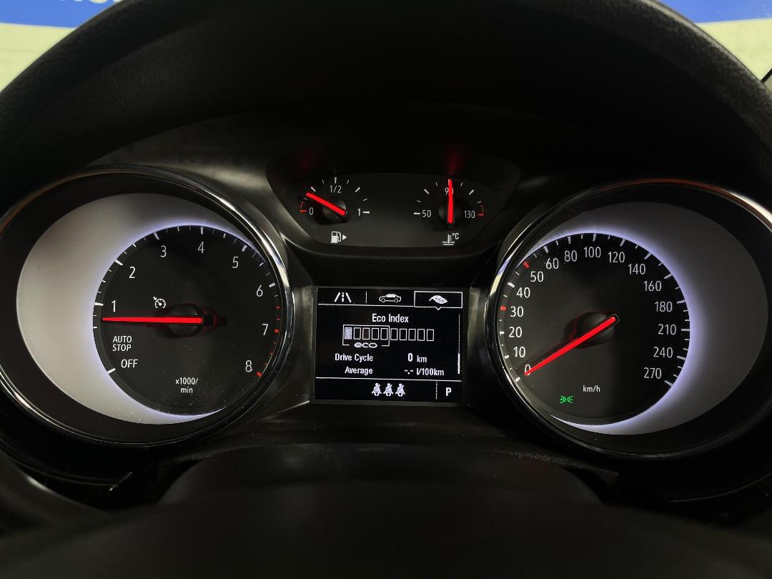 Photo '21' of Holden Astra