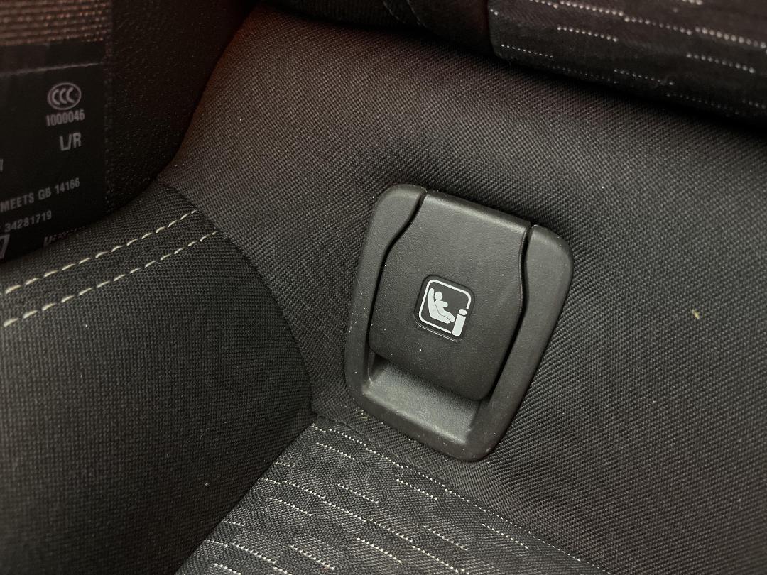 Photo '24' of Holden Astra