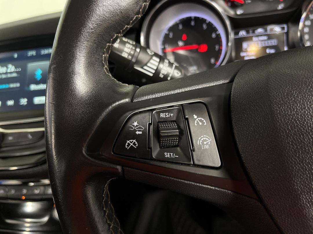 Photo '28' of Holden Astra