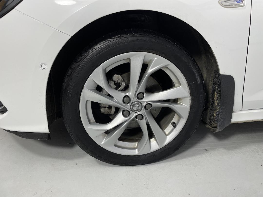 Photo '10' of Holden Astra Photo '10' of Holden Astra