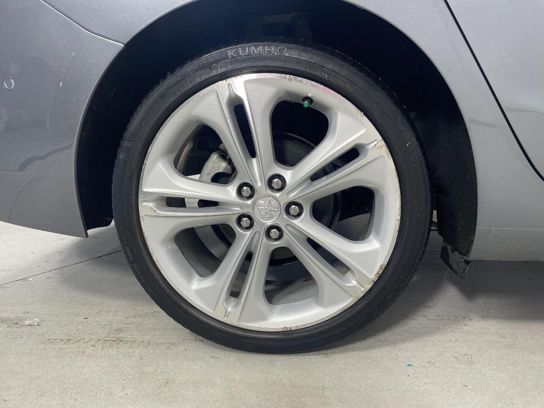 Photo '12' of Holden Astra