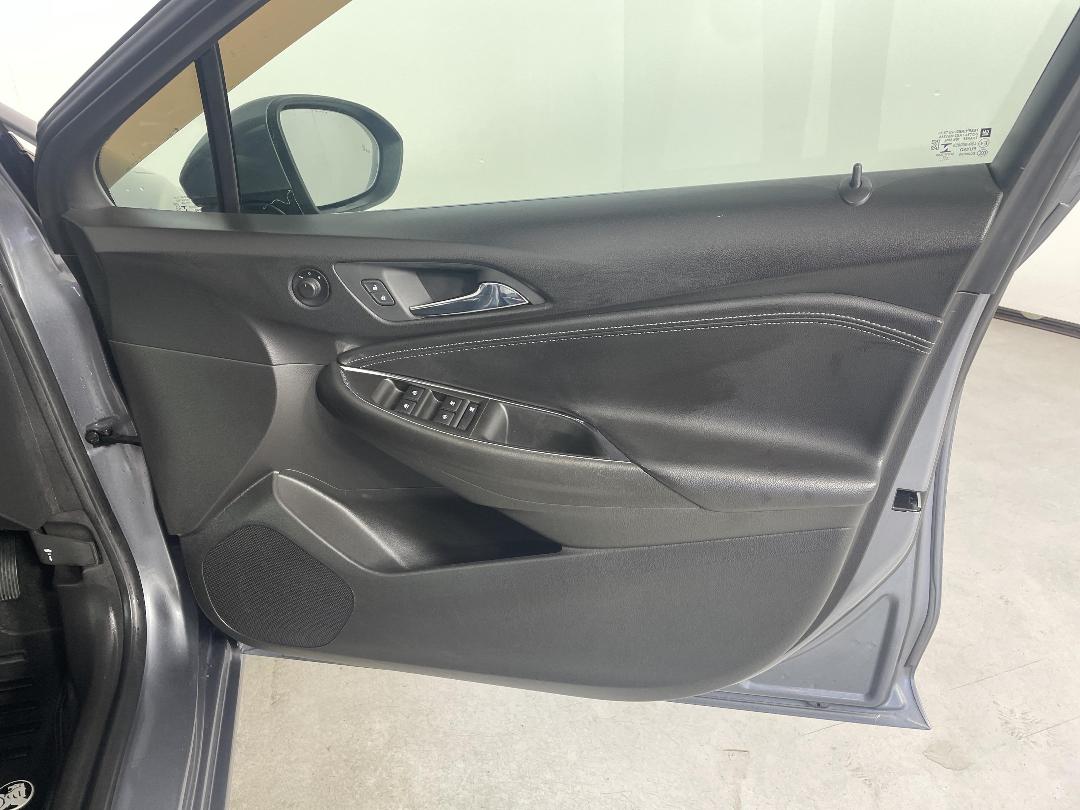 Photo '15' of Holden Astra