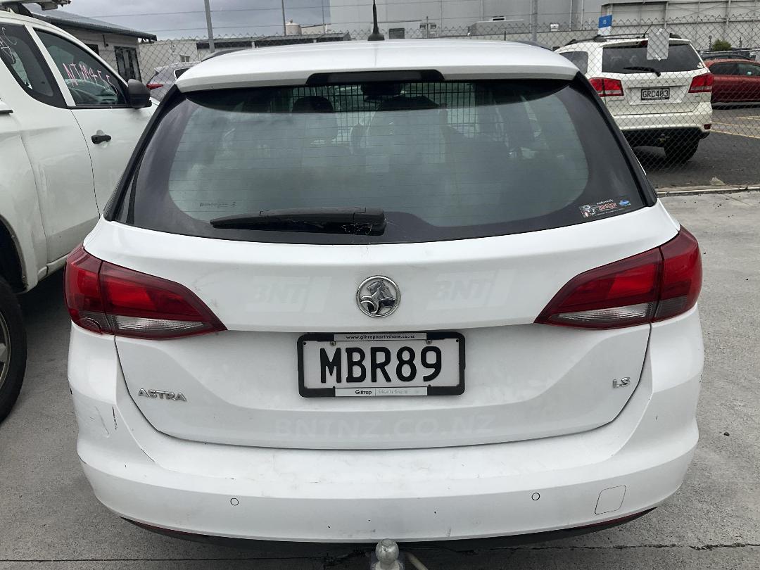 Photo '5' of Holden Astra Wagon LS+