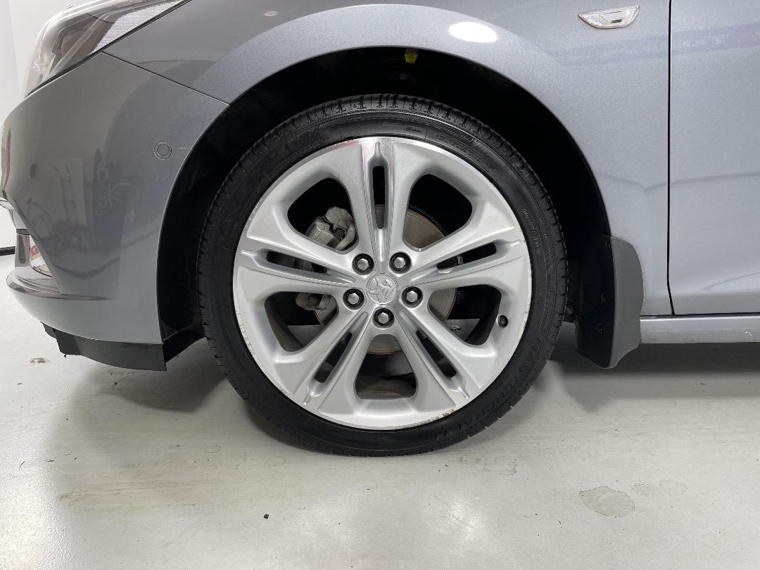 Photo '10' of Holden Astra Photo '10' of Holden Astra